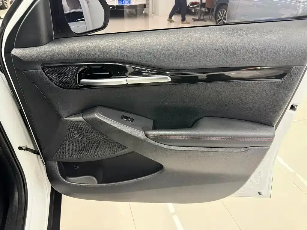 Kia KX3 — фото 10