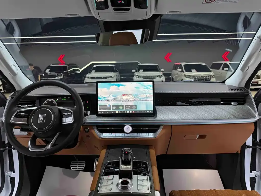 Tank 500 New Energy — фото 10