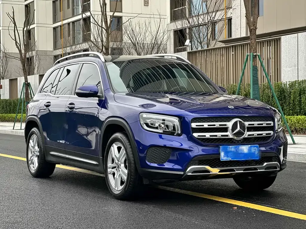 Mercedes-Benz GLB — фото 8