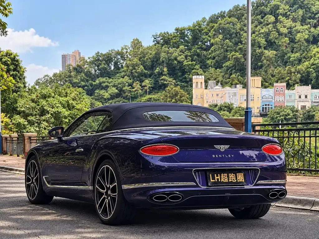 Bentley Continental — фото 4