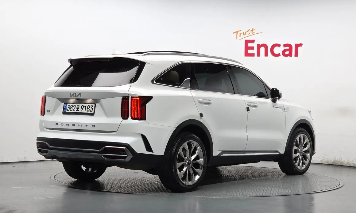 Kia Sorento — фото 5