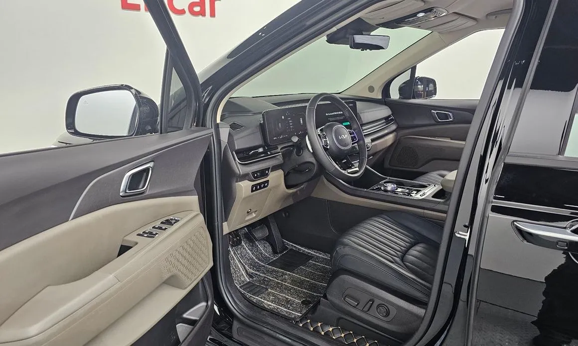 Kia Carnival — фото 10