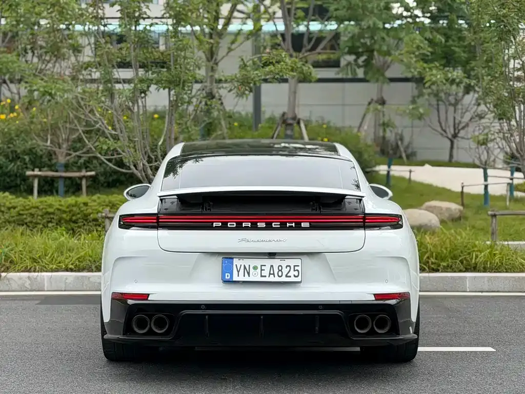 Porsche Panamera — фото 7