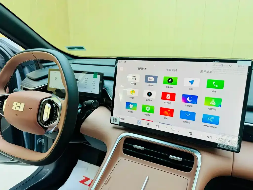Geely Galaxy L6 — фото 6