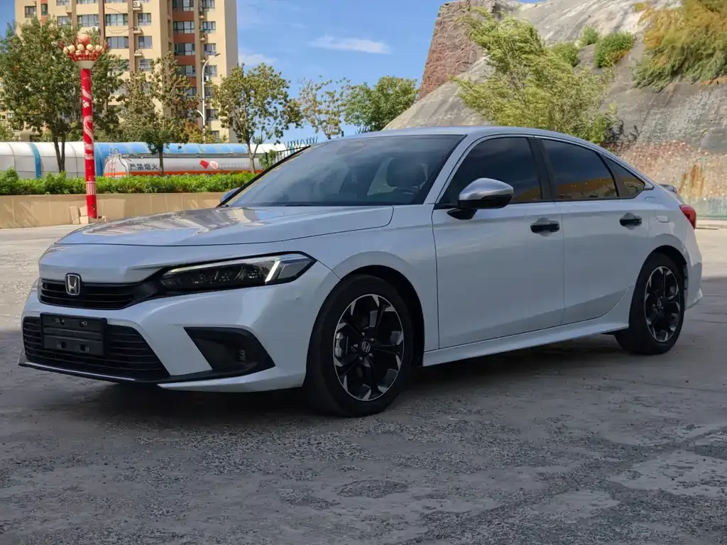 Honda Civic — фото 1