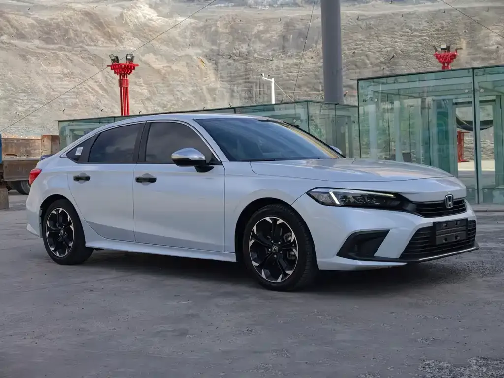 Honda Civic — фото 3