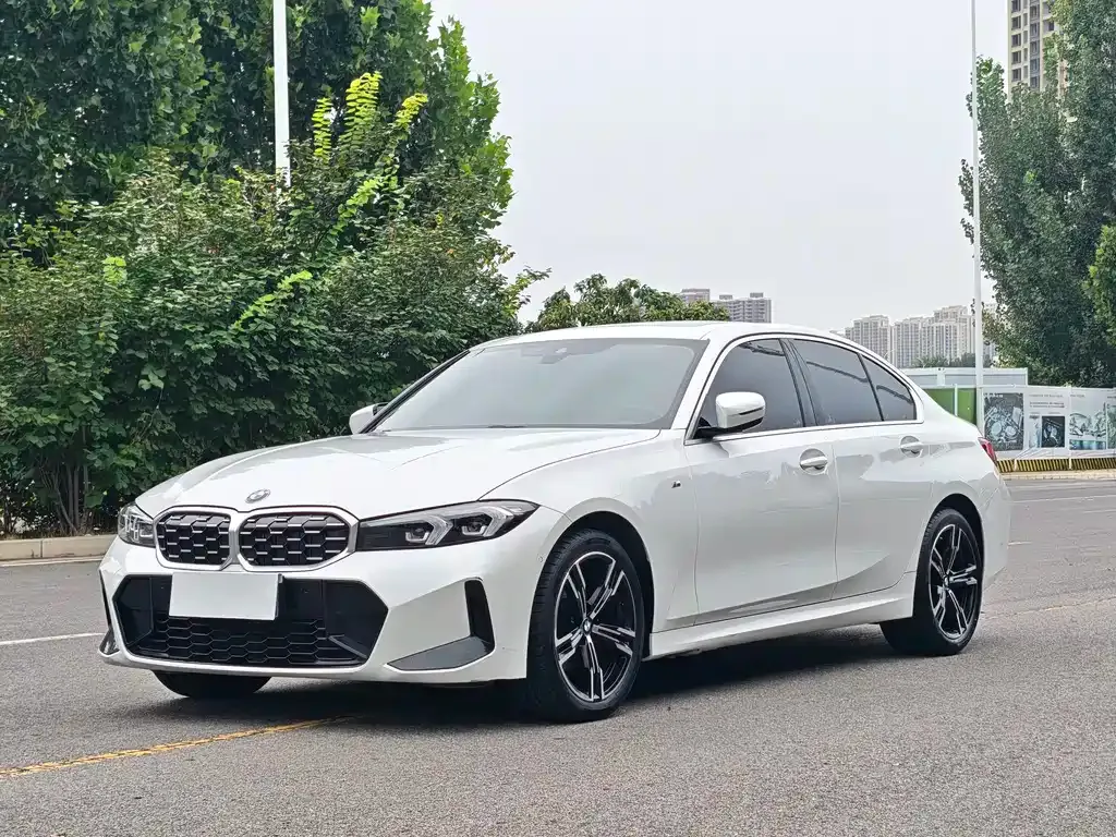 BMW 3 Series — фото 1