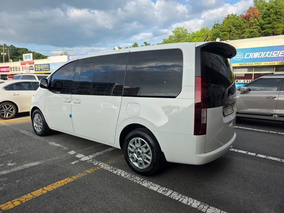 Hyundai Staria — фото 4