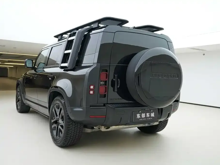 Land Rover Defender — фото 9