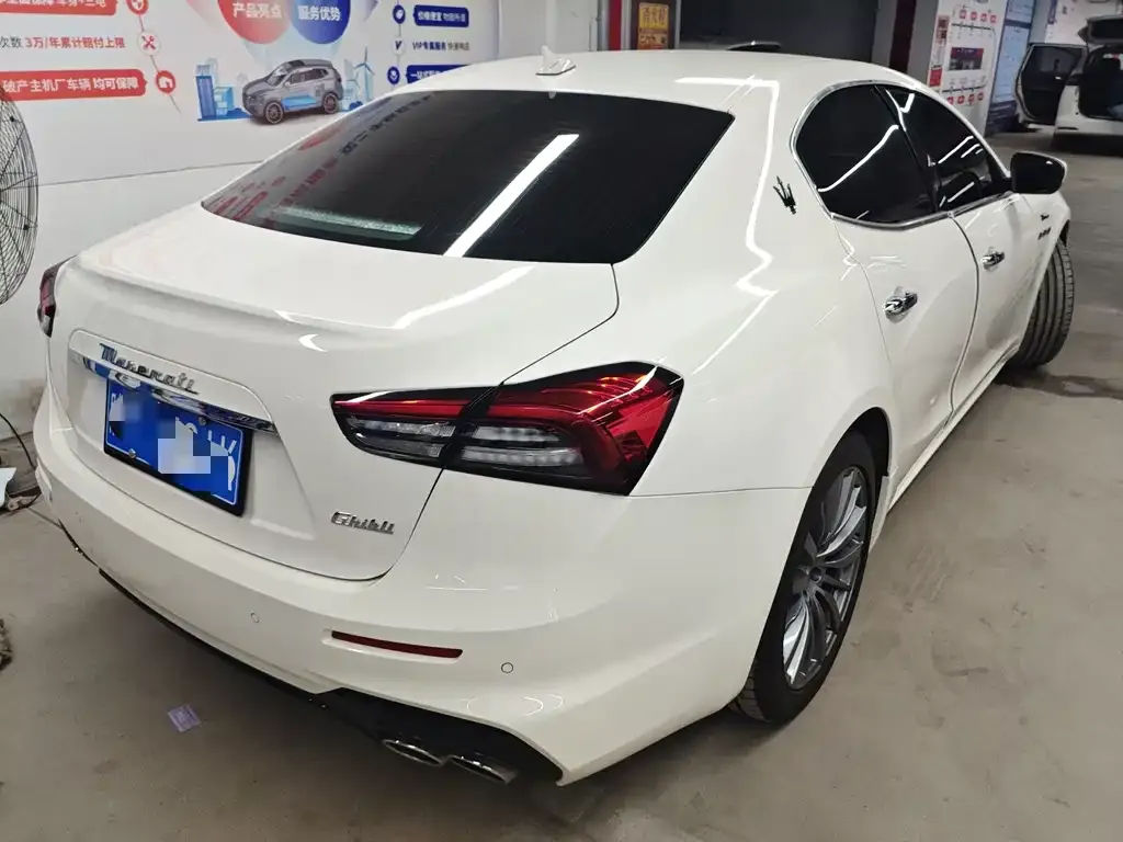 Maserati Ghibli — фото 7