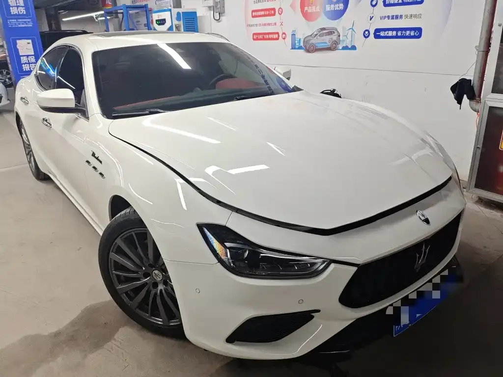 Maserati Ghibli — фото 8
