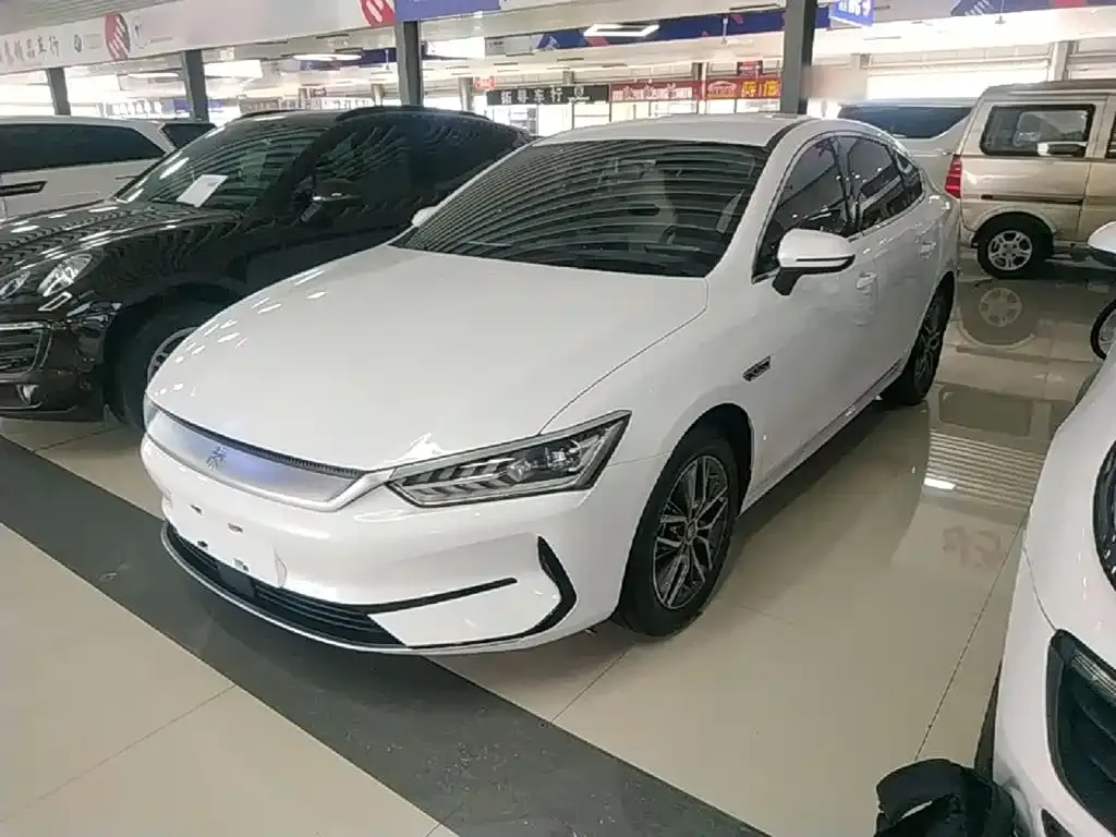 BYD Qin PLUS — фото 1
