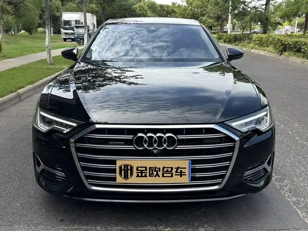 Audi A6L — фото 7