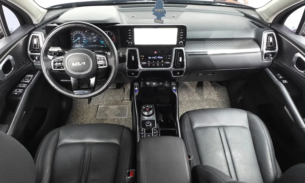 Kia Sorento — фото 8