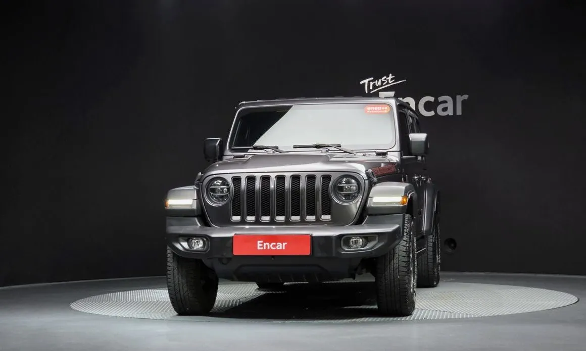 Jeep Wrangler — фото 8