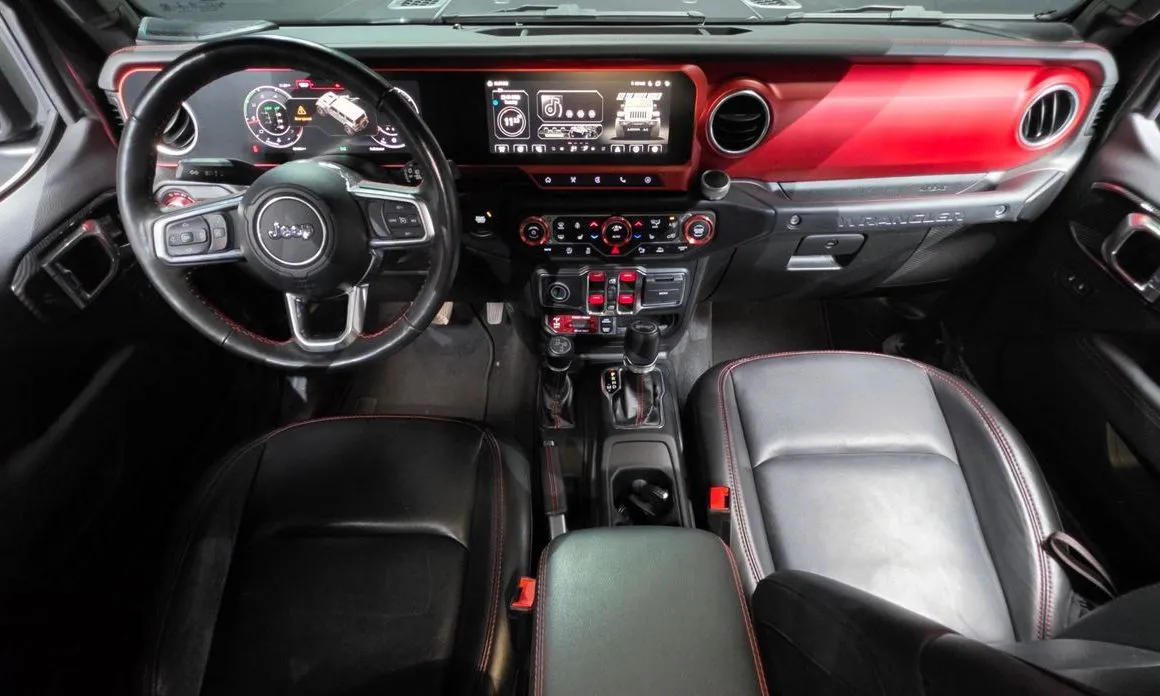 Jeep Wrangler — фото 10