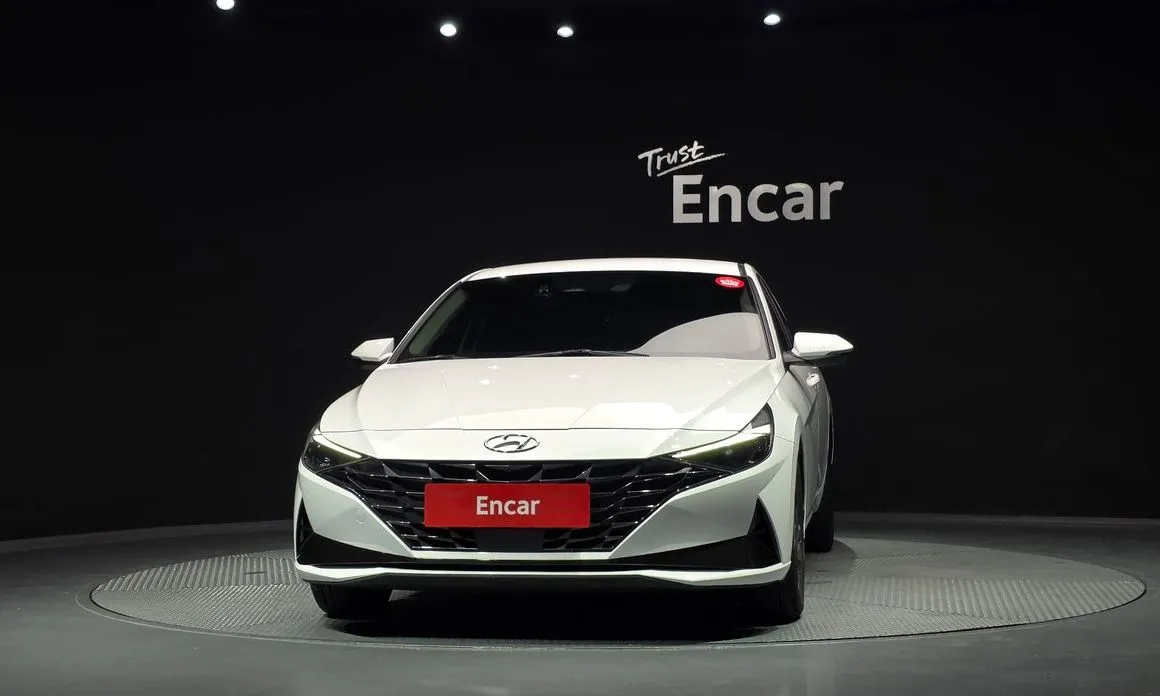 Hyundai AVANTE — фото 2