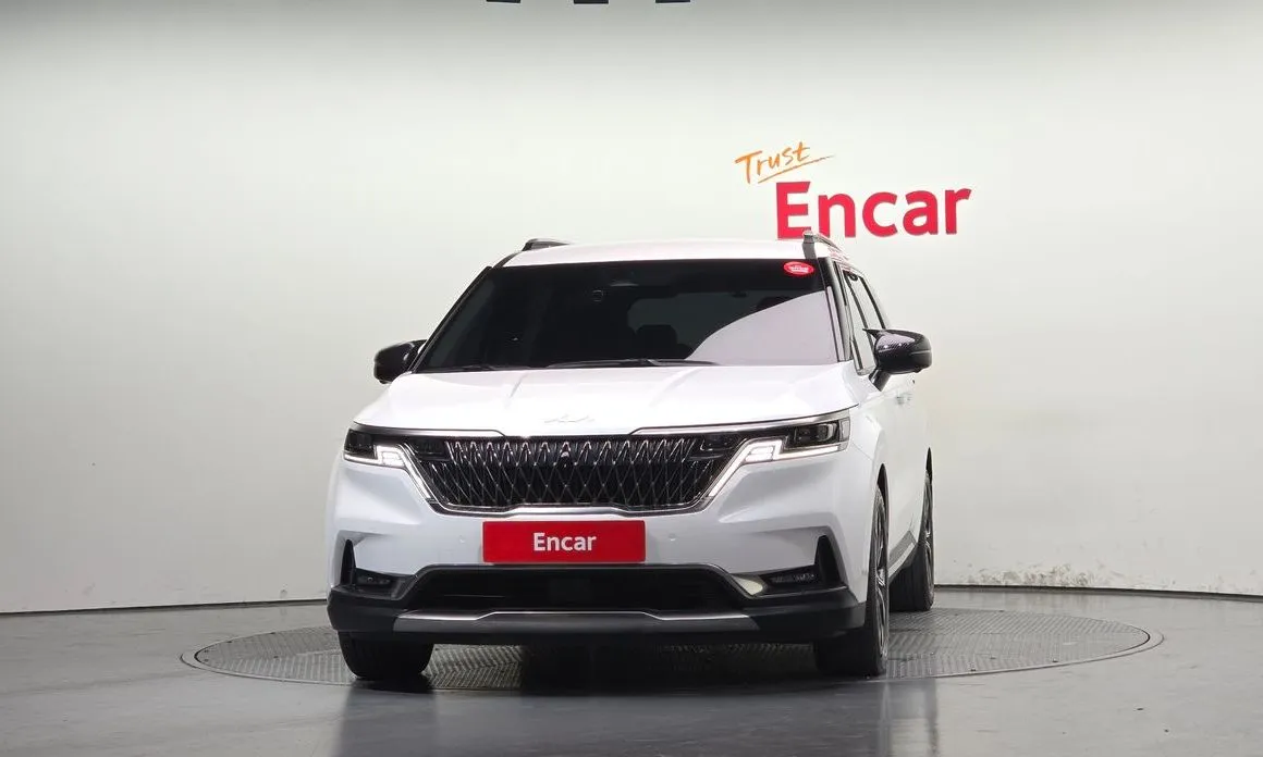 Kia Carnival — фото 10