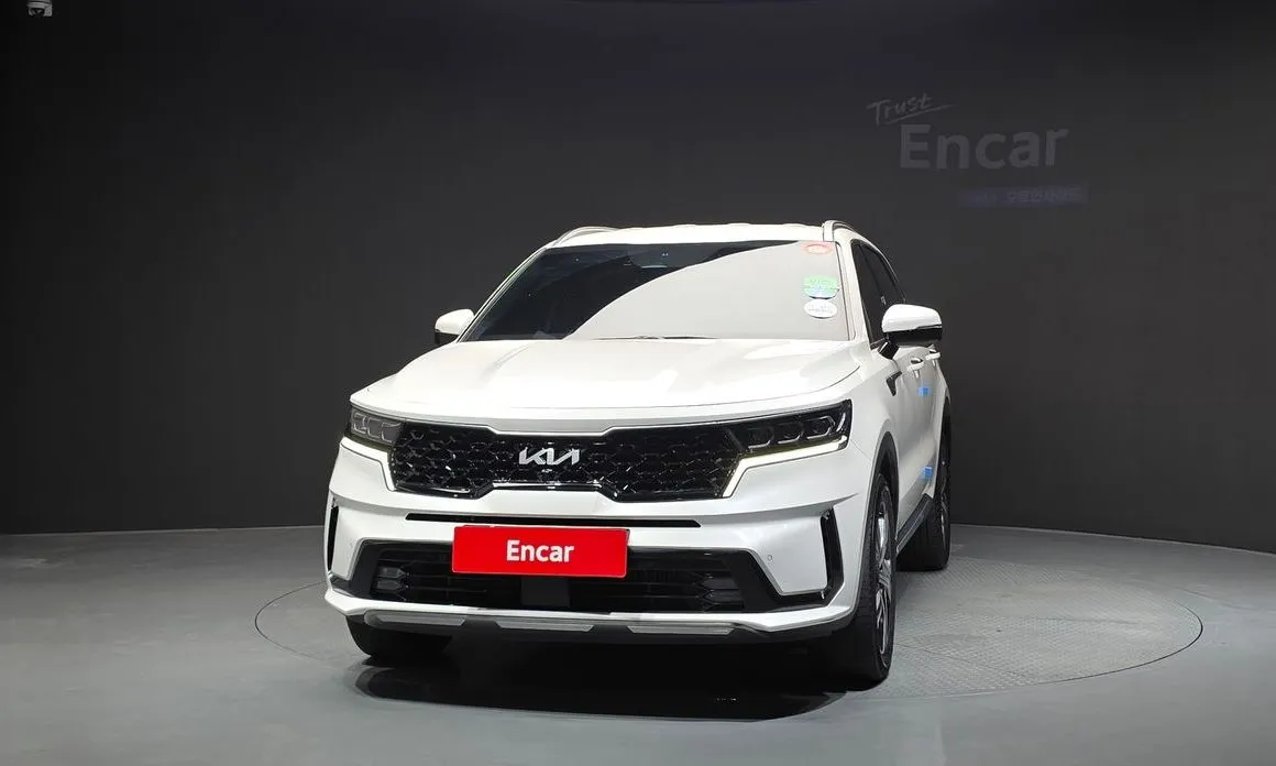 Kia Sorento — фото 6