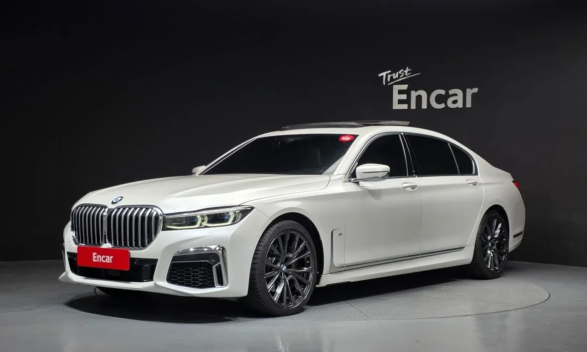 BMW 7-Series — фото 1