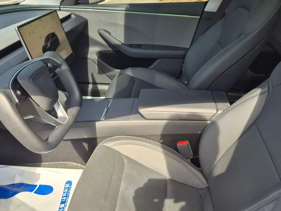Tesla Model 3 — фото 2