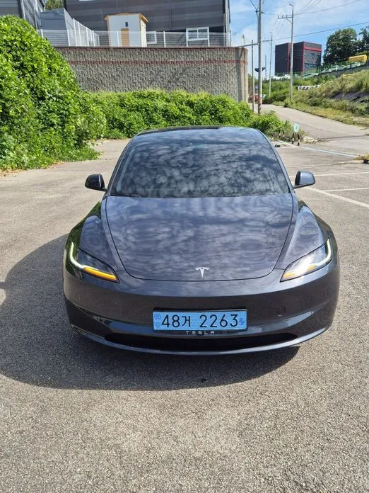 Tesla Model 3 — фото 8