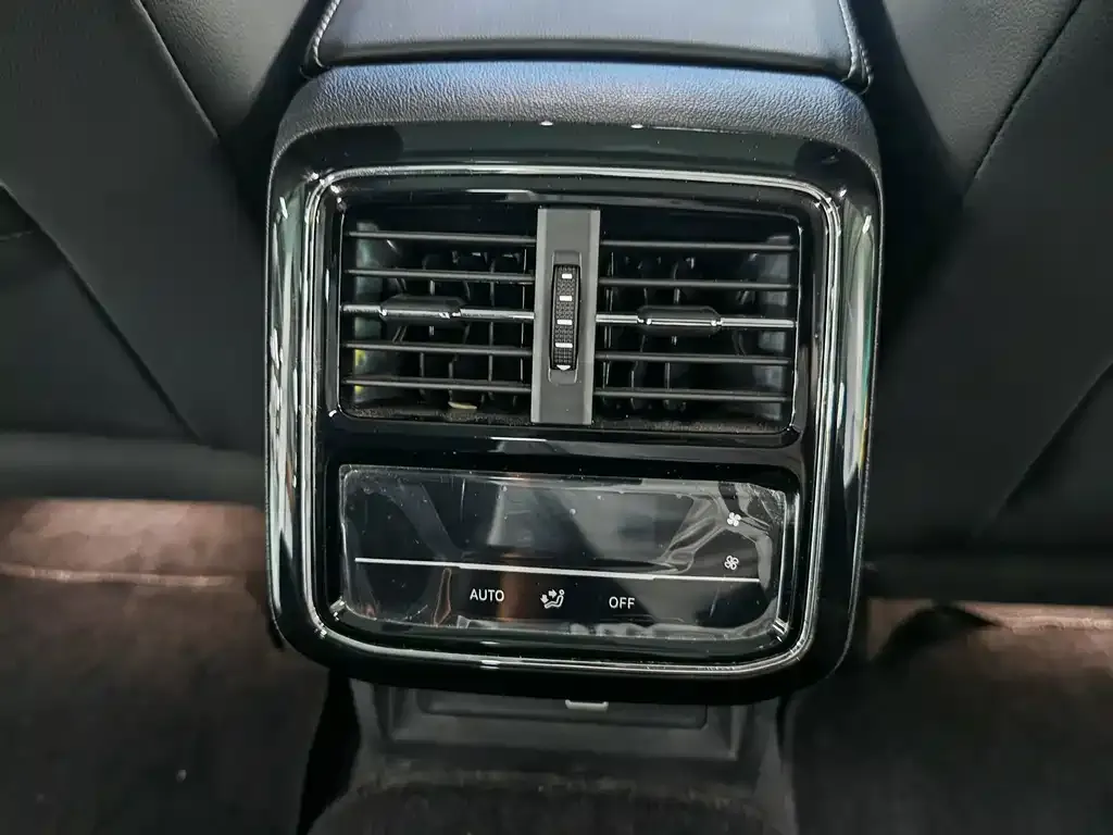 Volkswagen Passat — фото 5