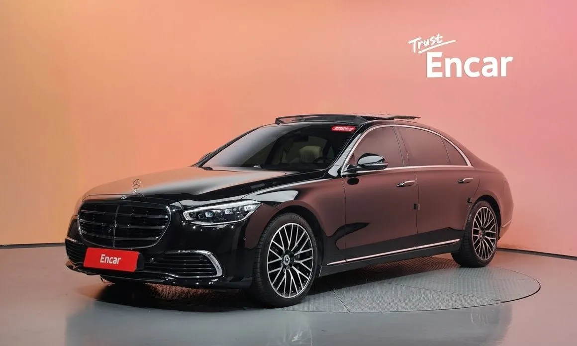 Mercedes-Benz S-Class — фото 1