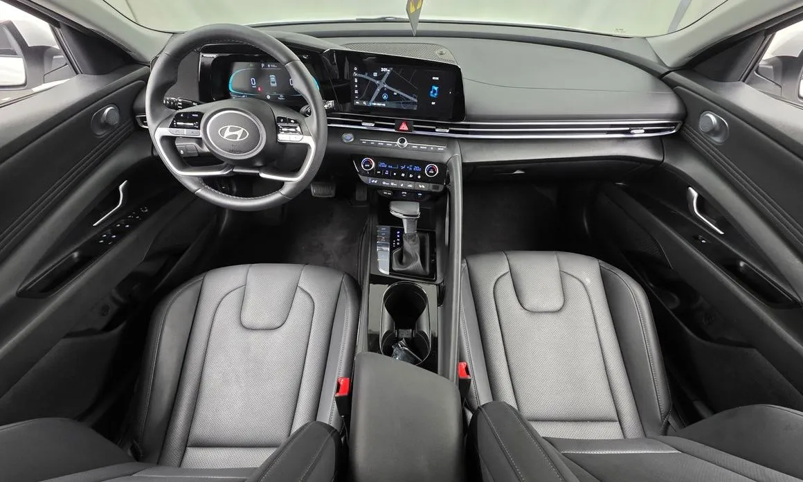 Hyundai AVANTE — фото 6
