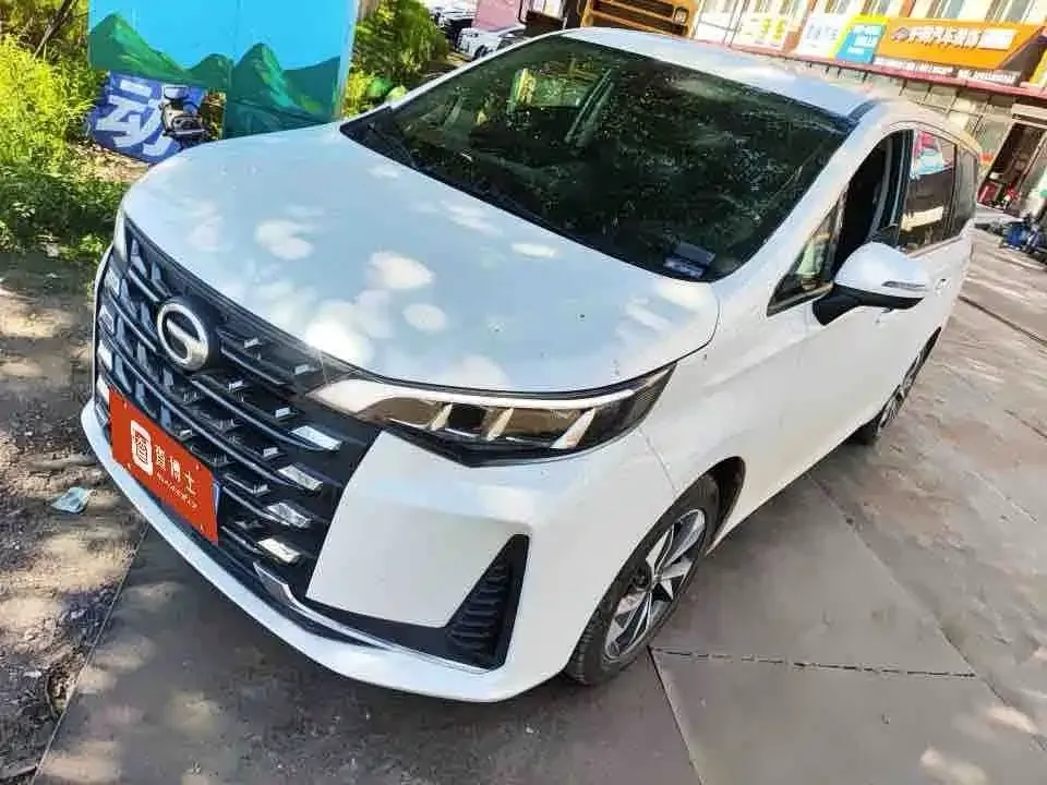 GAC Motor Trumpchi M6 — фото 1