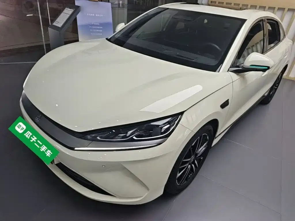 BYD Qin L — фото 1