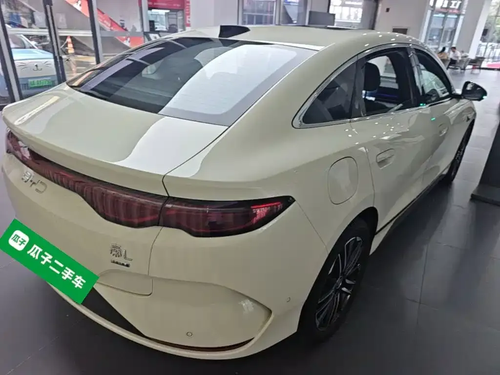 BYD Qin L — фото 5