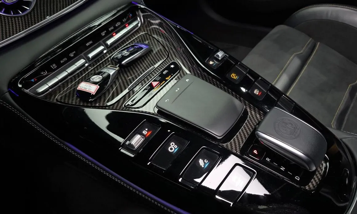 Mercedes-Benz AMG GT — фото 8