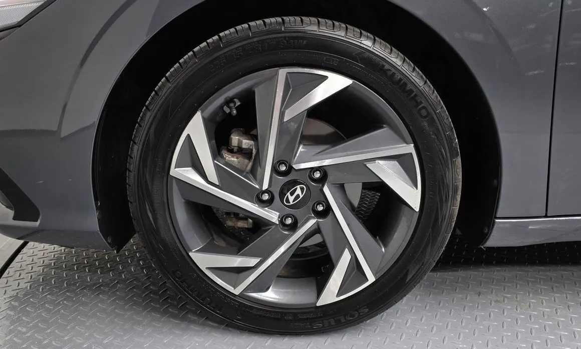 Hyundai AVANTE — фото 7