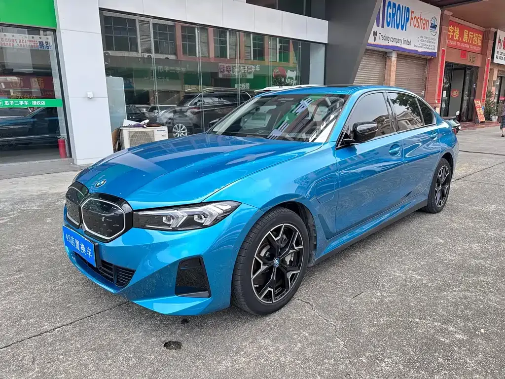 BMW i3 — фото 1