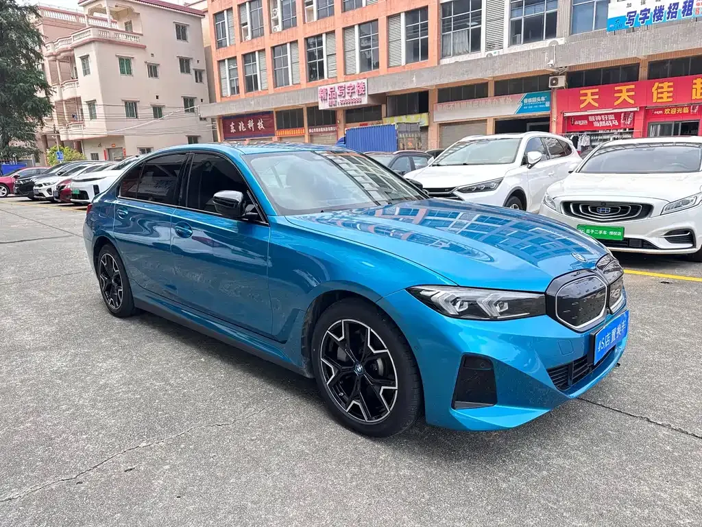 BMW i3 — фото 5