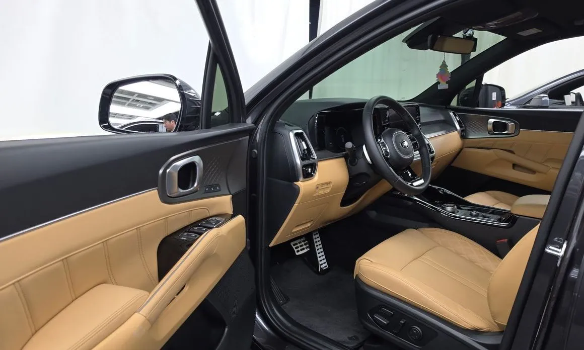 Kia Sorento — фото 8