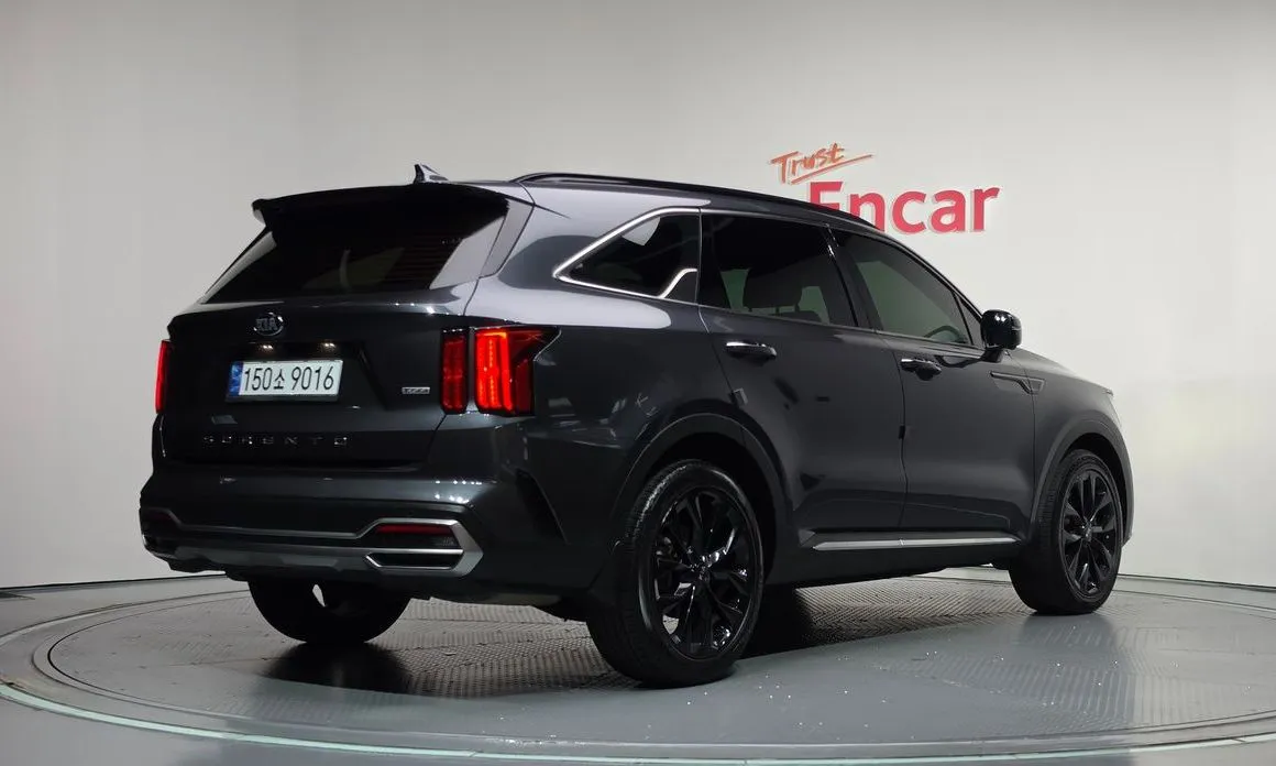 Kia Sorento — фото 5