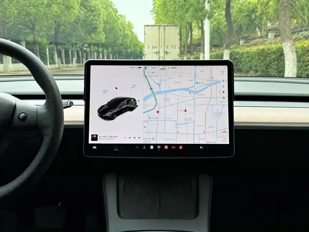 Tesla Model 3 — фото 10