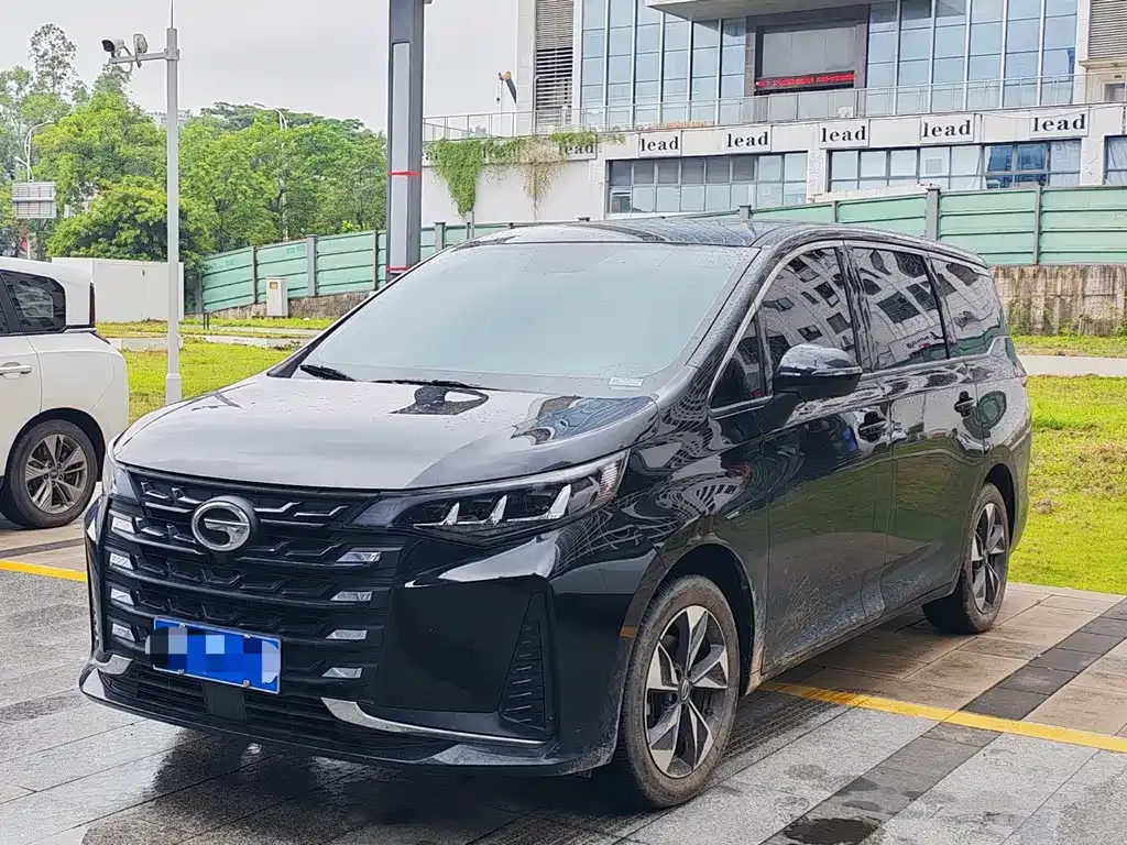 GAC Motor Trumpchi M6 — фото 1