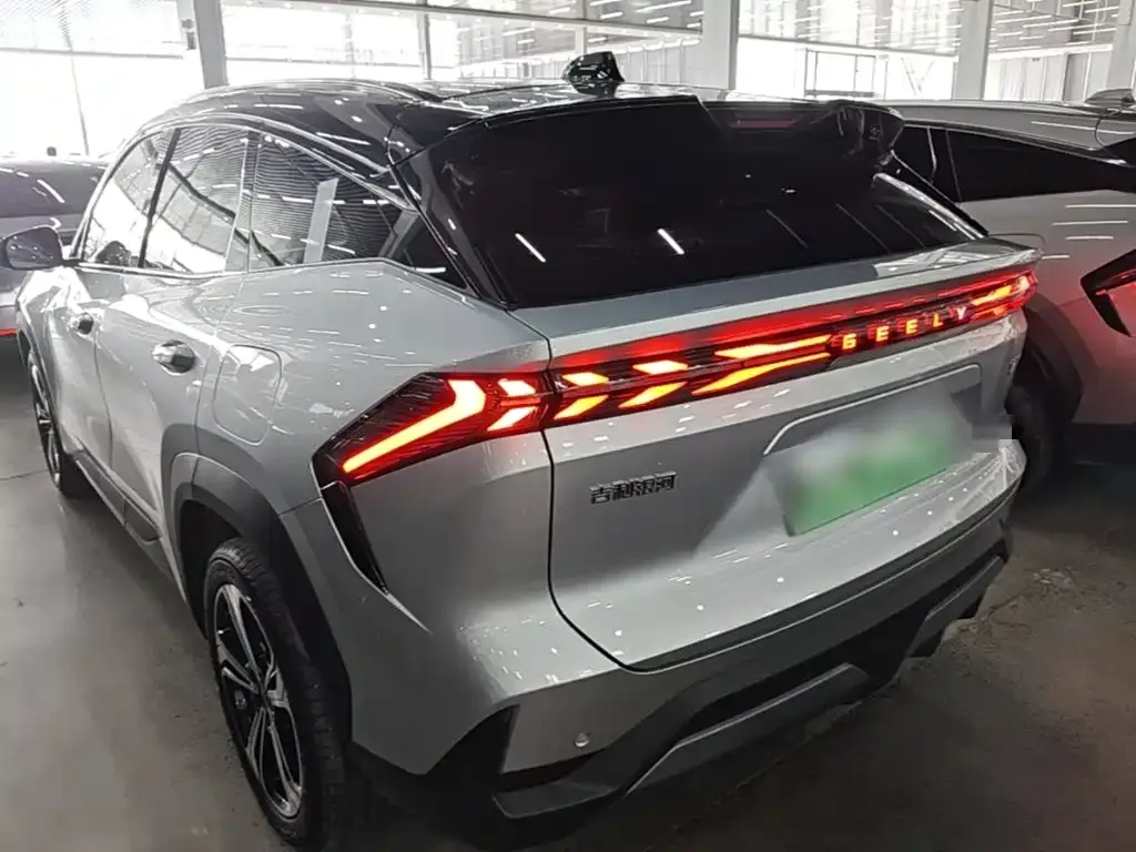 Geely Galaxy L7 — фото 8