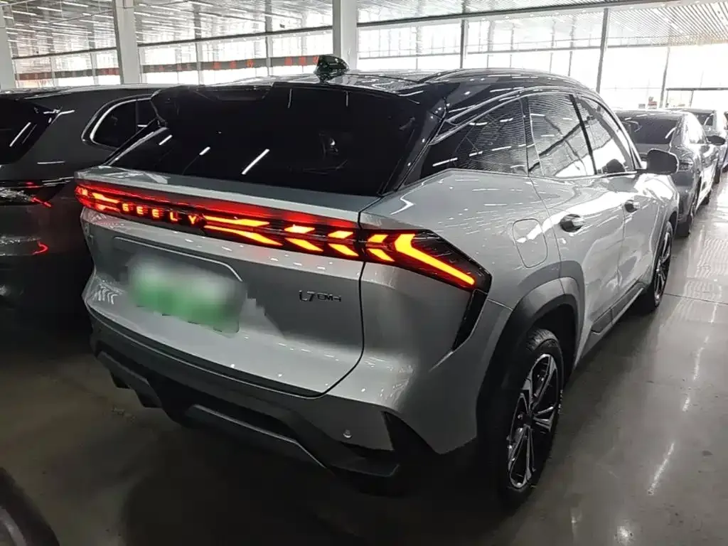 Geely Galaxy L7 — фото 7