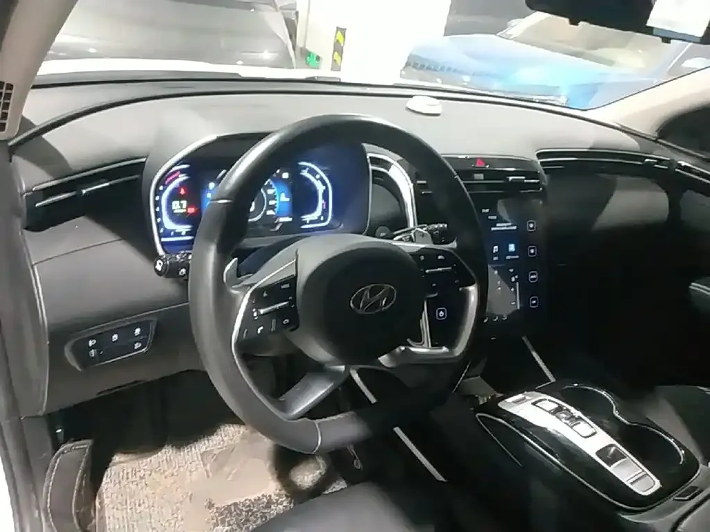 Hyundai Tucson — фото 10