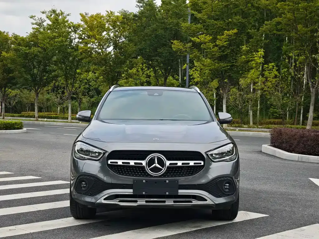 Mercedes-Benz GLA — фото 8