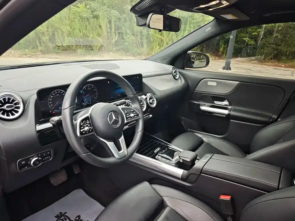 Mercedes-Benz GLA — фото 5