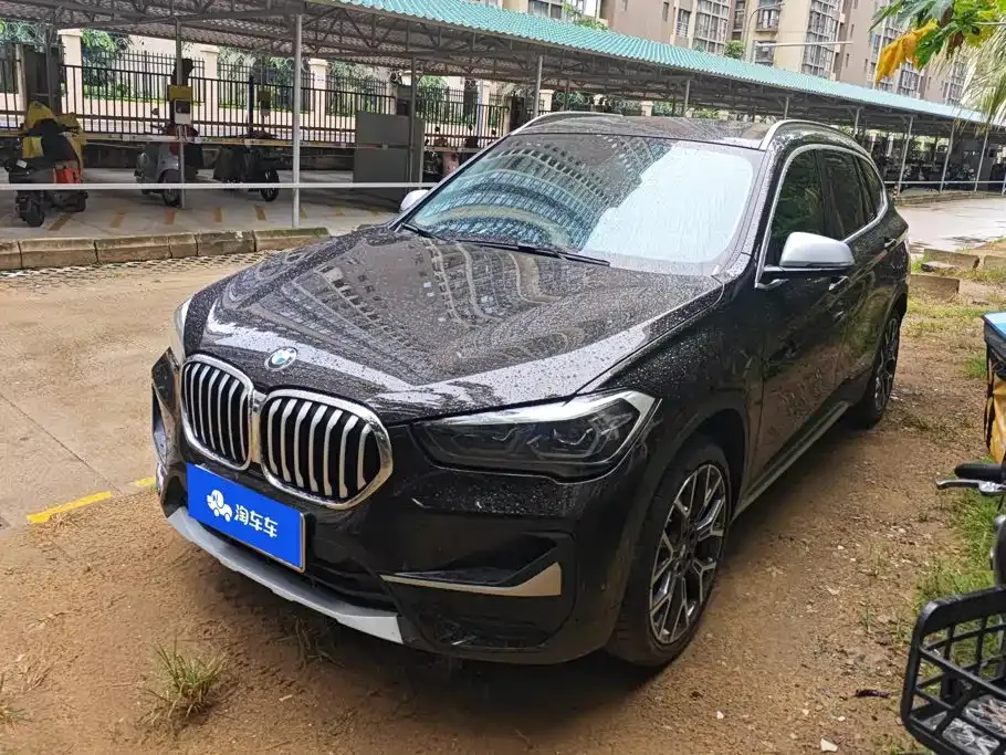 BMW X1 — фото 1