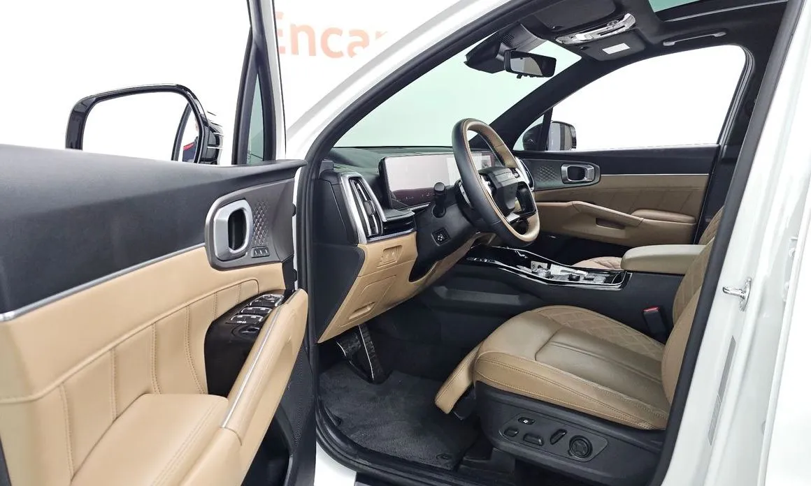 Kia Sorento — фото 9