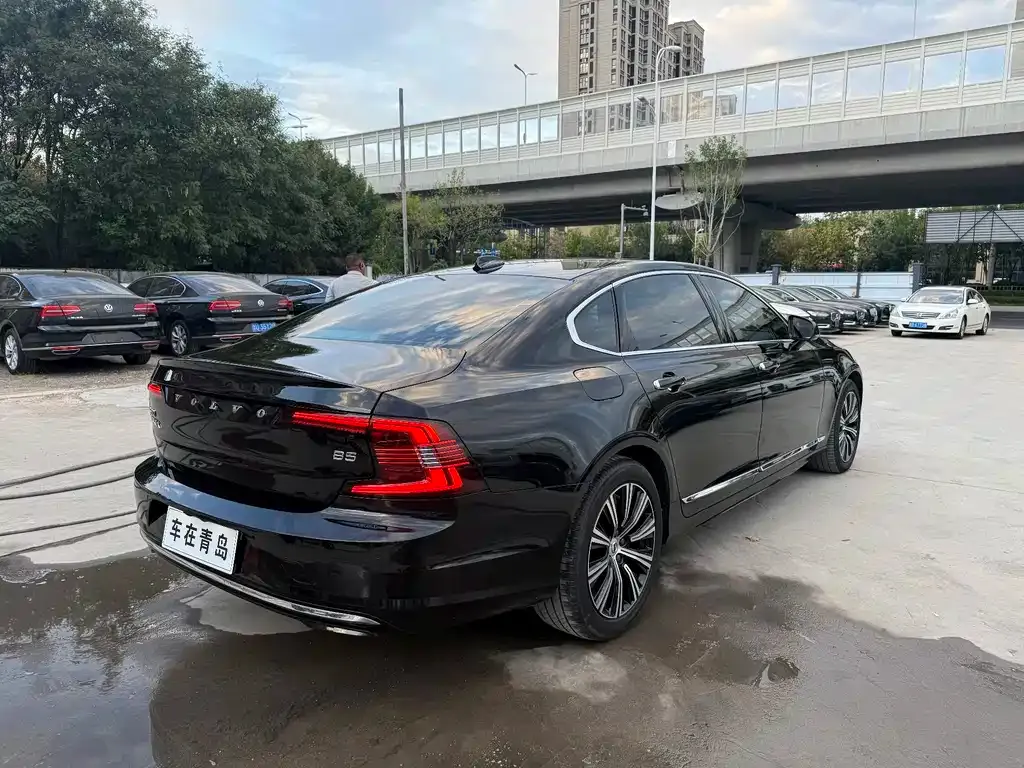 Volvo S90 — фото 8