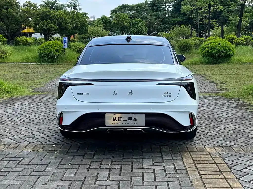 Hongqi H6 — фото 6