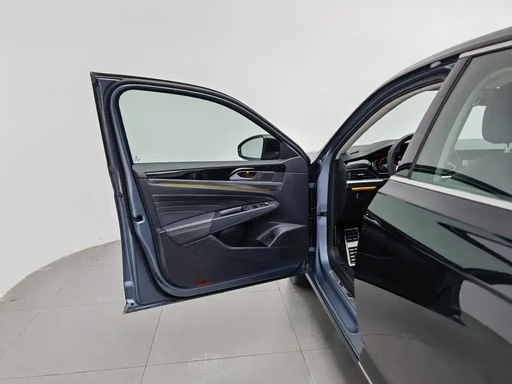 Volkswagen Passat — фото 6